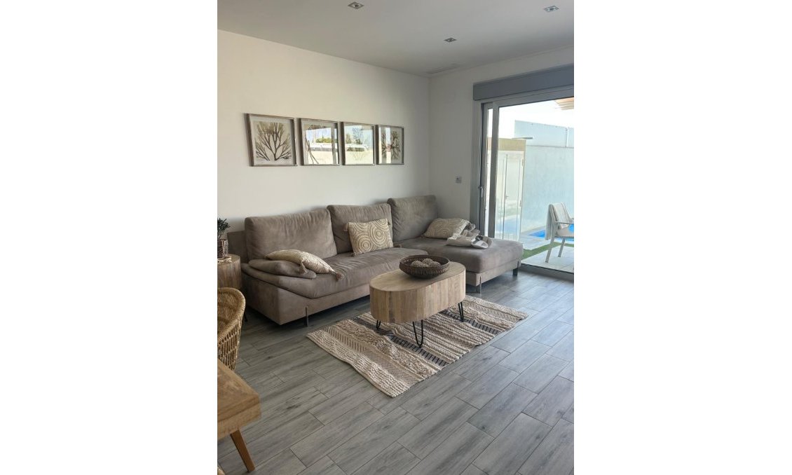 Wiederverkauf - Villa -
Daya Vieja - Costa Blanca