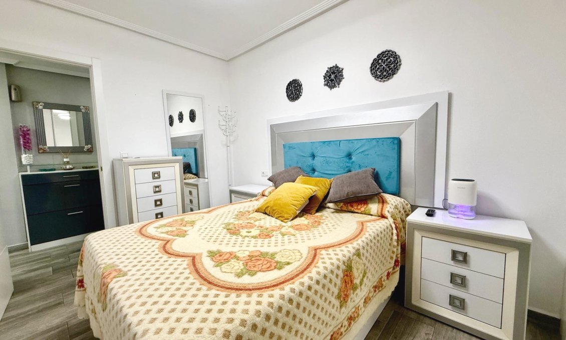 Resale - Apartment -
Torrevieja - PARQUE DE LAS NACIONES