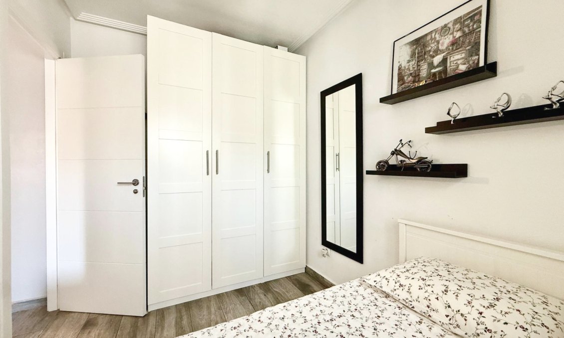 Resale - Apartment -
Torrevieja - PARQUE DE LAS NACIONES