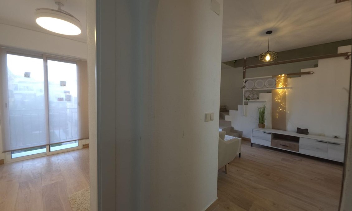 Resale - Penthouse -
Torrevieja - Cala Ferris