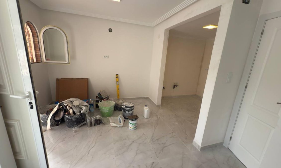 Wiederverkauf - Town House -
Torrevieja - Aguas Nuevas