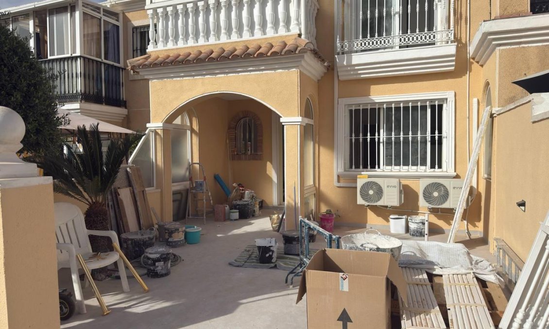 Wiederverkauf - Town House -
Torrevieja - Aguas Nuevas