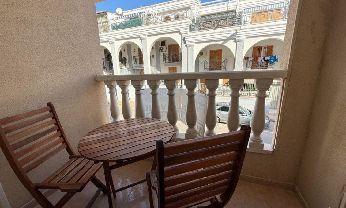 Resale - Apartment -
Torrevieja - Habaneras