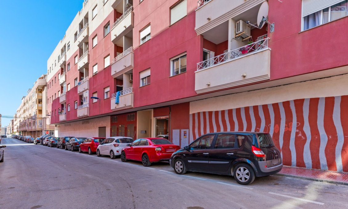 Resale - Apartment -
Torrevieja - Costa Blanca