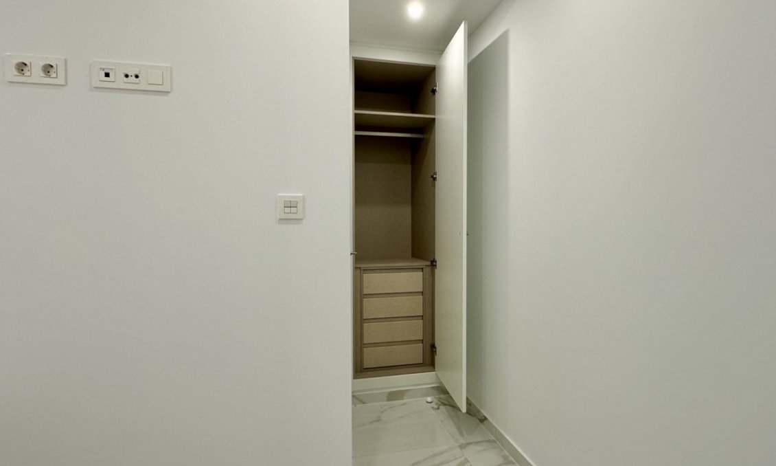 Wiederverkauf - Wohnung -
Torrevieja - Costa Blanca