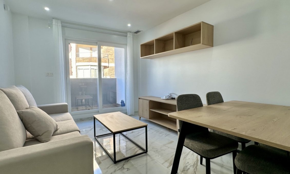 Wiederverkauf - Wohnung -
Torrevieja - Costa Blanca