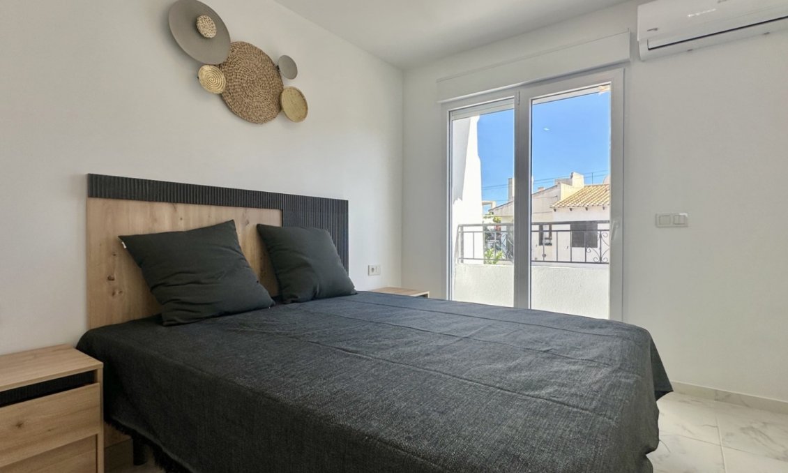 Wiederverkauf - Town House -
Torrevieja - Costa Blanca