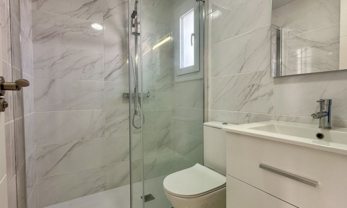 Wiederverkauf - Town House -
Torrevieja - Costa Blanca