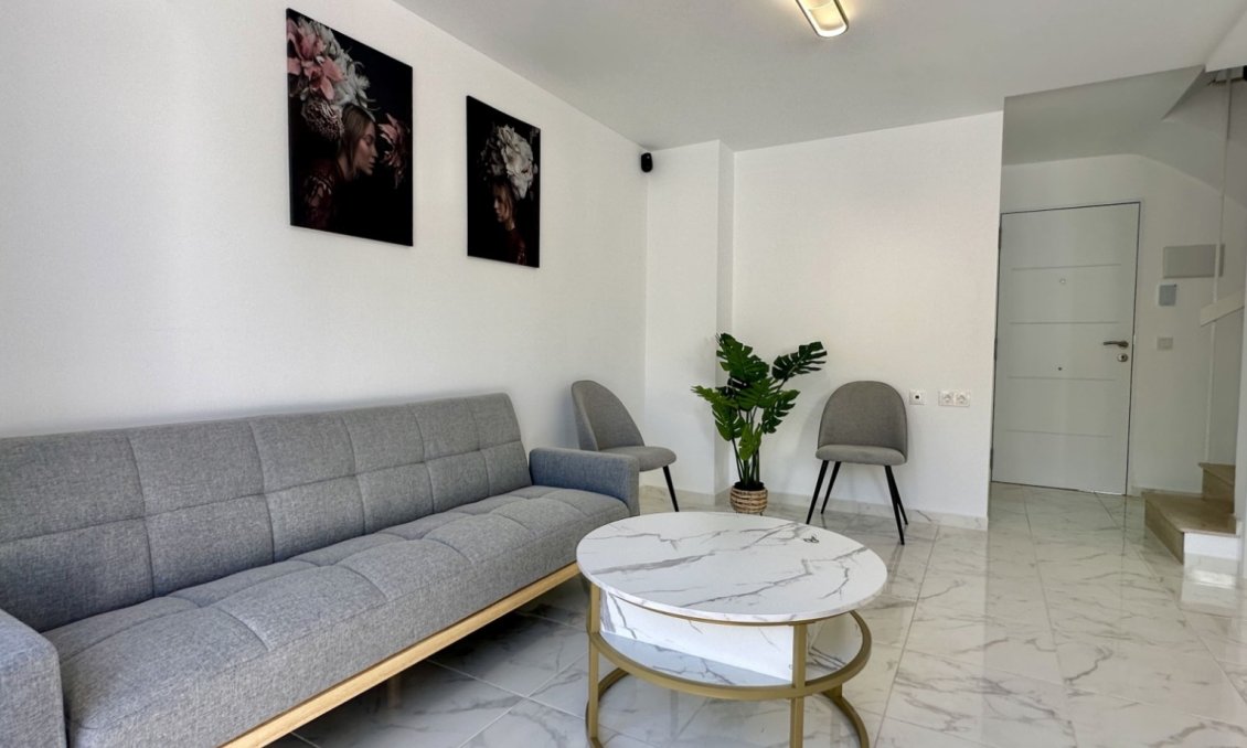 Wiederverkauf - Town House -
Torrevieja - Costa Blanca