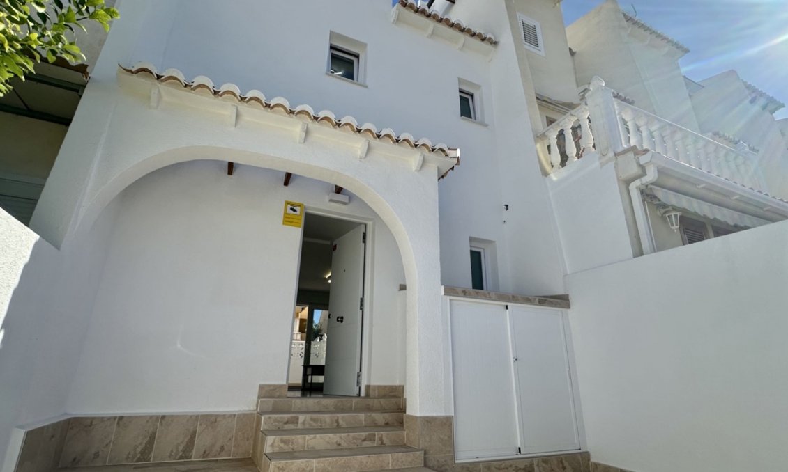Wiederverkauf - Town House -
Torrevieja - Costa Blanca