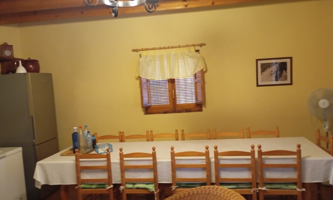 Revente - Villa -
Yecla - Inland