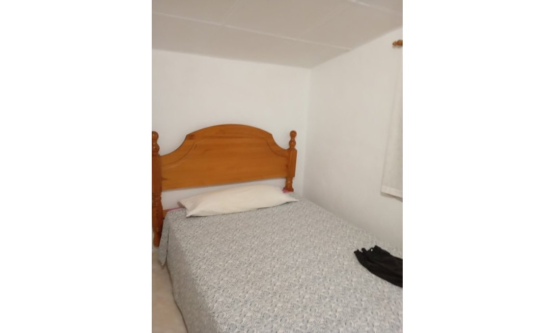 Revente - Villa -
Yecla - Inland