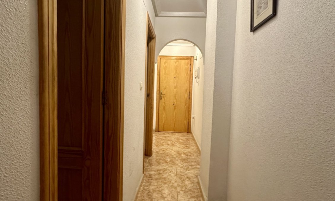 Revente - Appartement -
Torrevieja - Costa Blanca