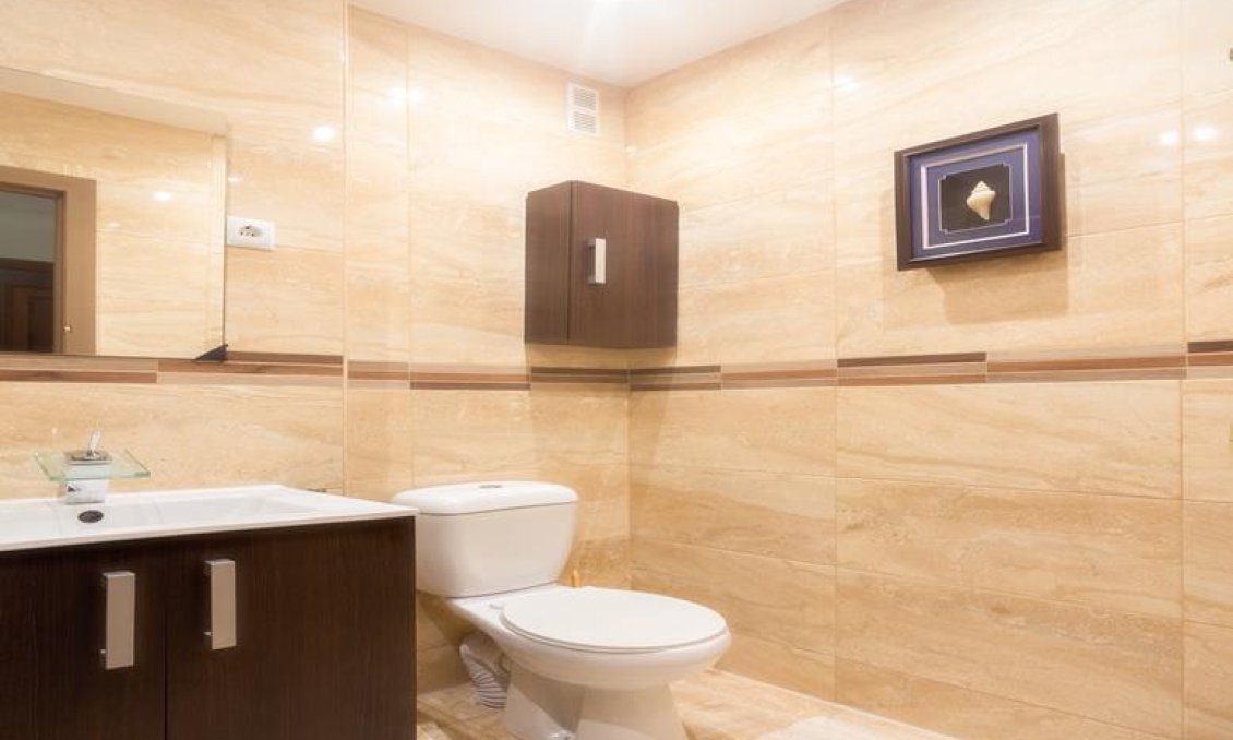 Revente - Appartement -
Punta Prima - Costa Blanca