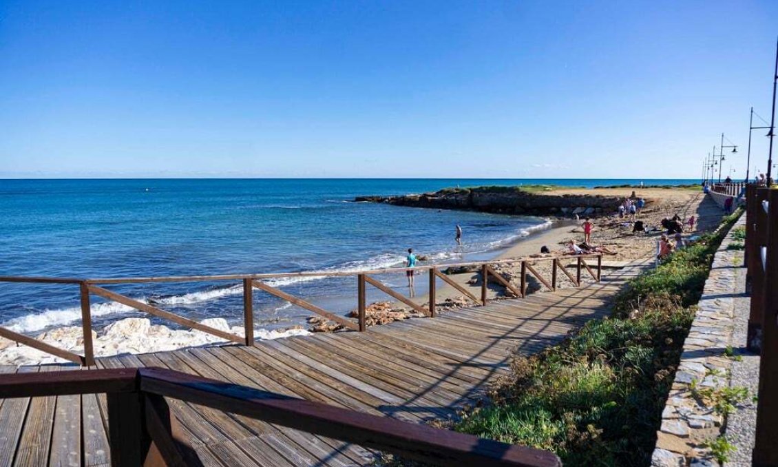 Revente - Appartement -
Punta Prima - Costa Blanca