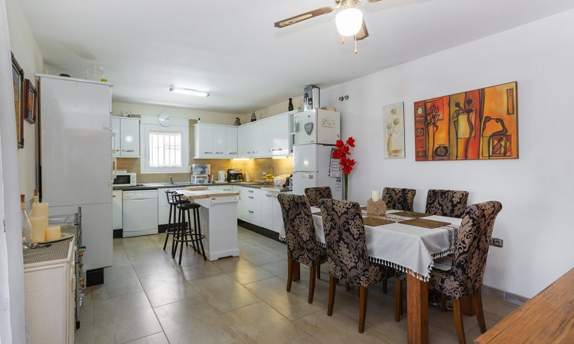 Revente - Villa -
Torrevieja - Los Balcones