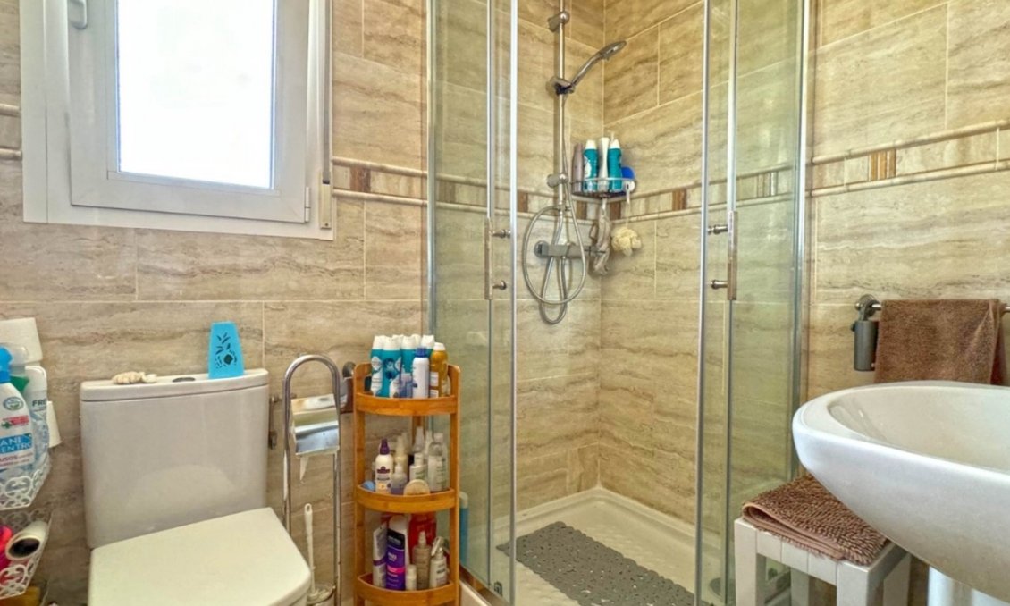 Revente - Villa -
Torrevieja - Los Balcones