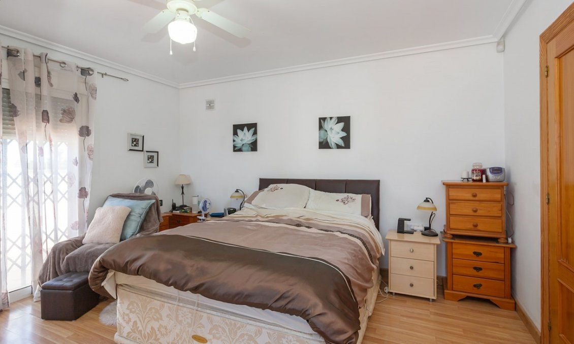 Revente - Villa -
Torrevieja - Los Balcones