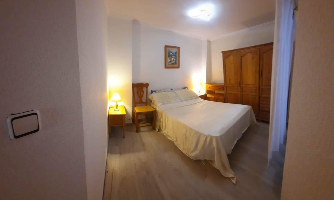 Revente - Appartement -
Torrevieja - Centro