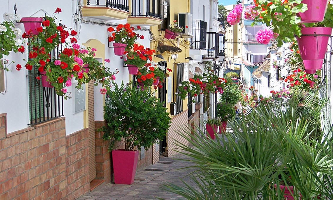 Neue Gebäude - Wohnung -
Estepona - Buenas Noches