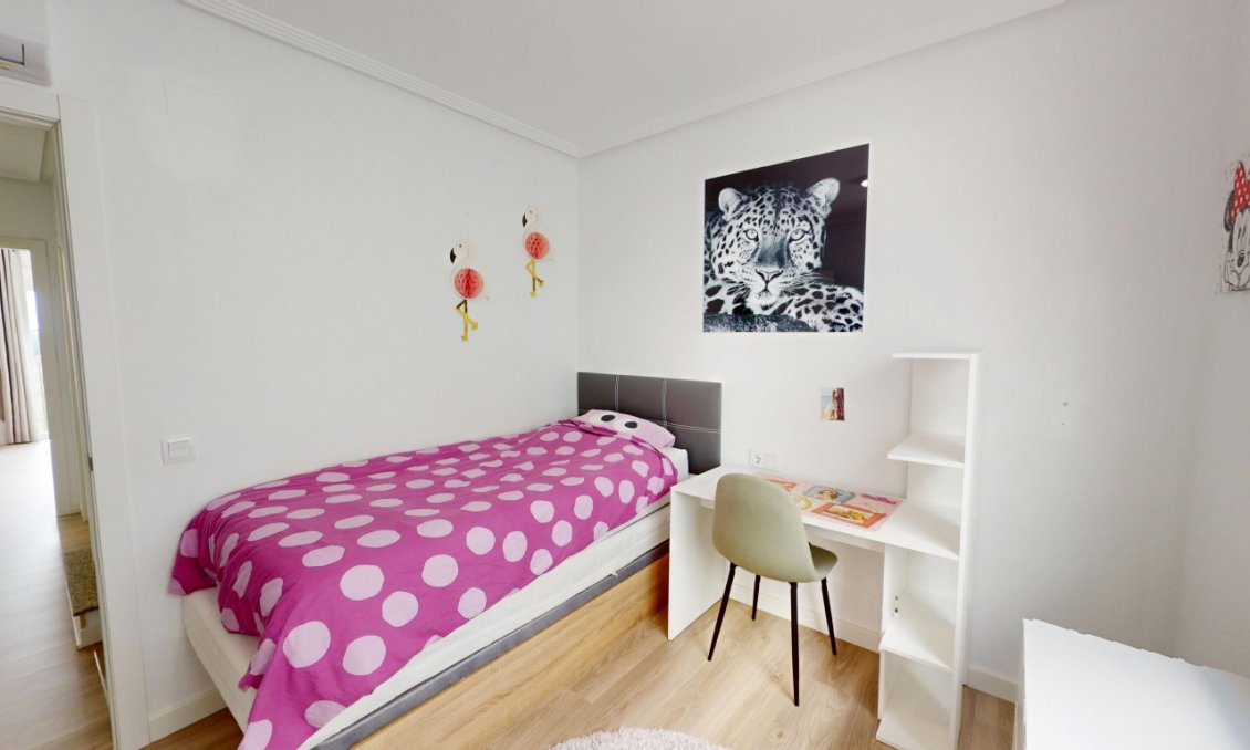 Használt Ingatlanok - Sorház -
Santa Rosalia - Inland