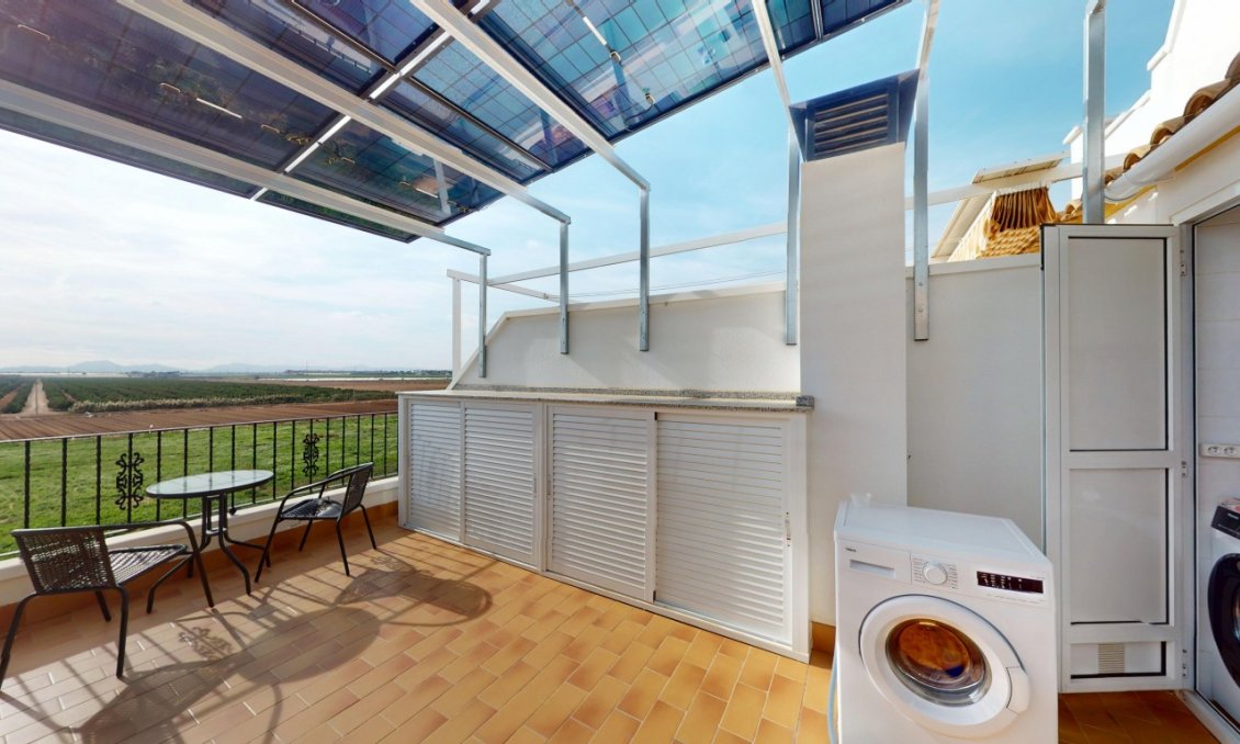 Használt Ingatlanok - Sorház -
Santa Rosalia - Inland