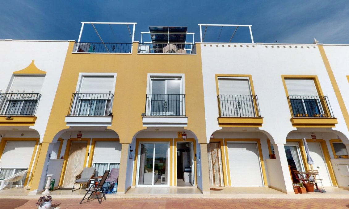 Használt Ingatlanok - Sorház -
Santa Rosalia - Inland