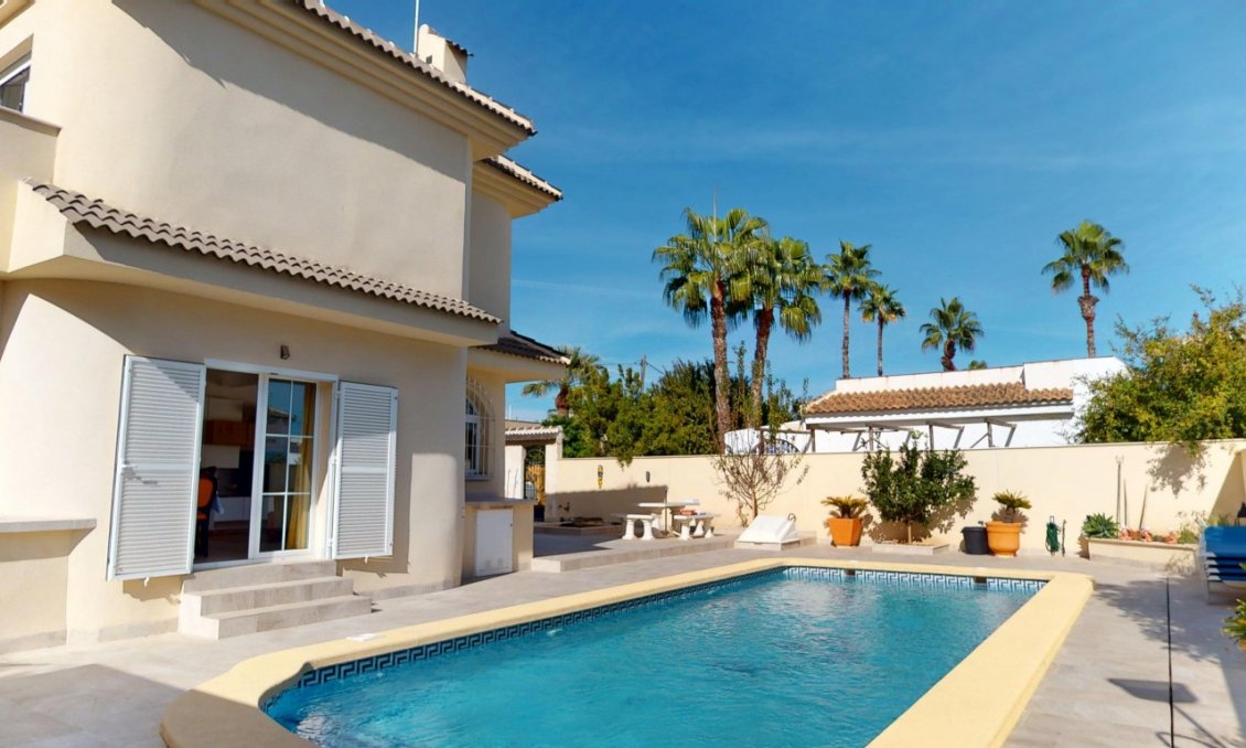 Segunda mano - Villa -
Los Narejos - Costa Calida