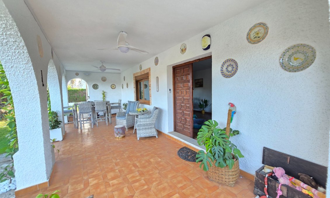 Revente - Villa -
Orihuela Costa - Costa Blanca