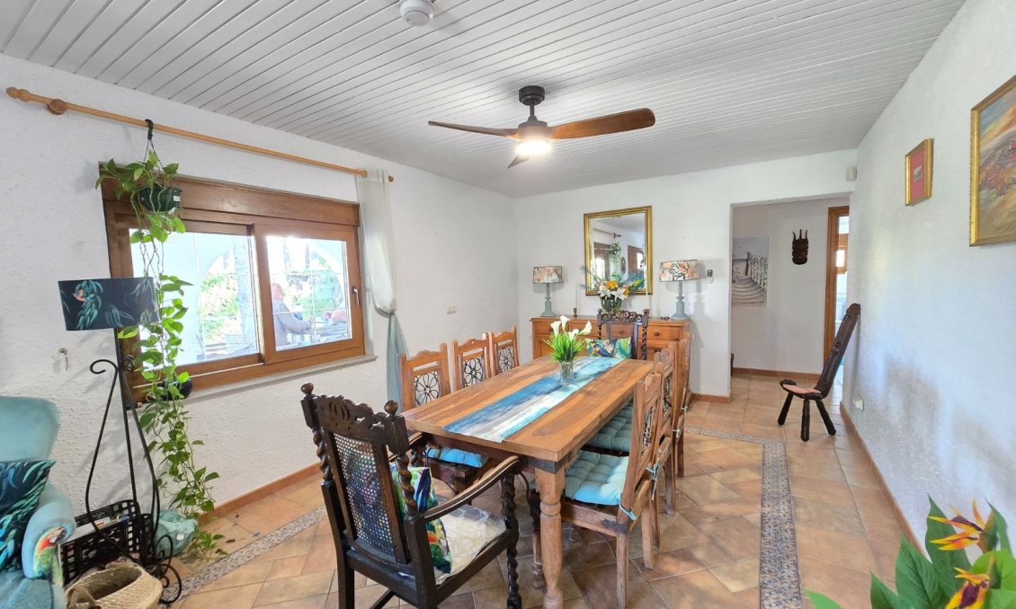 Revente - Villa -
Orihuela Costa - Costa Blanca