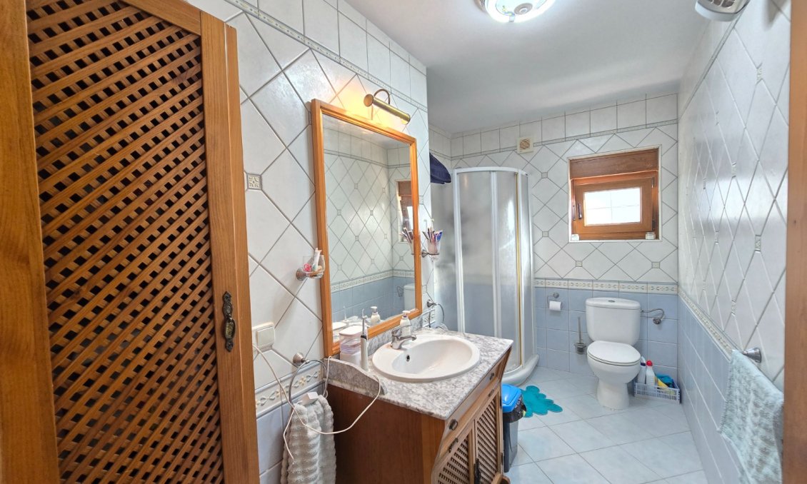 Revente - Villa -
Orihuela Costa - Costa Blanca