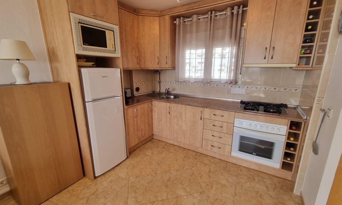 Revente - Appartement -
Torrevieja - Torreblanca