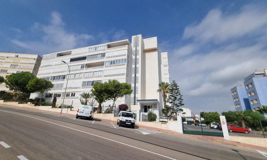 Revente - Appartement -
Torrevieja - Torreblanca