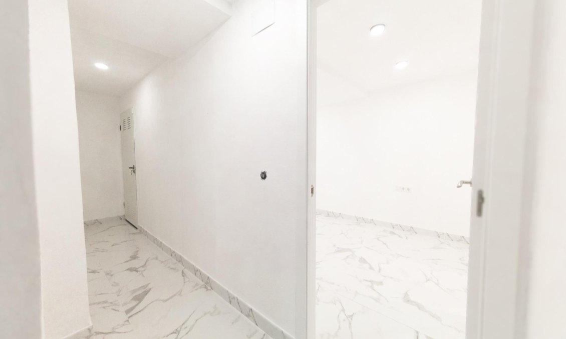 Wiederverkauf - Wohnung -
Torrevieja - Playa De Los Naufragos