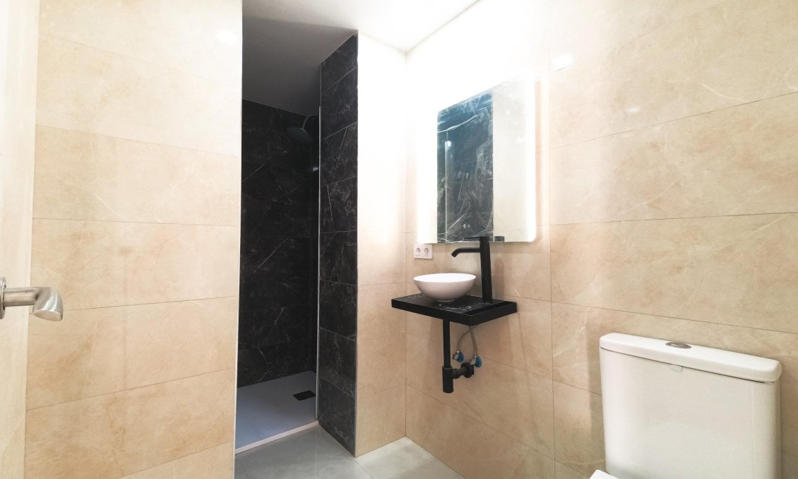 Wiederverkauf - Wohnung -
Torrevieja - Playa De Los Naufragos