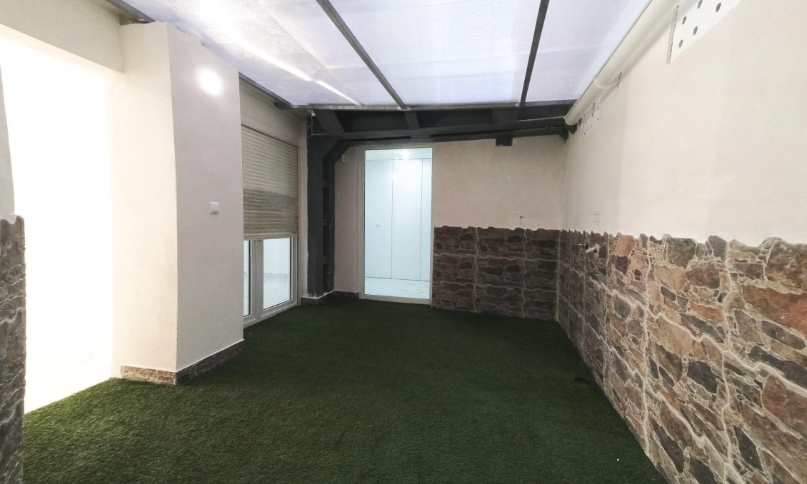 Wiederverkauf - Wohnung -
Torrevieja - Playa De Los Naufragos