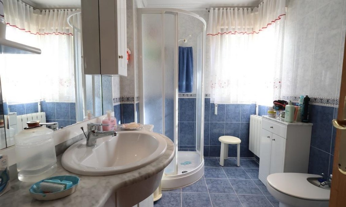 Revente - Villa -
Orihuela Costa - Costa Blanca