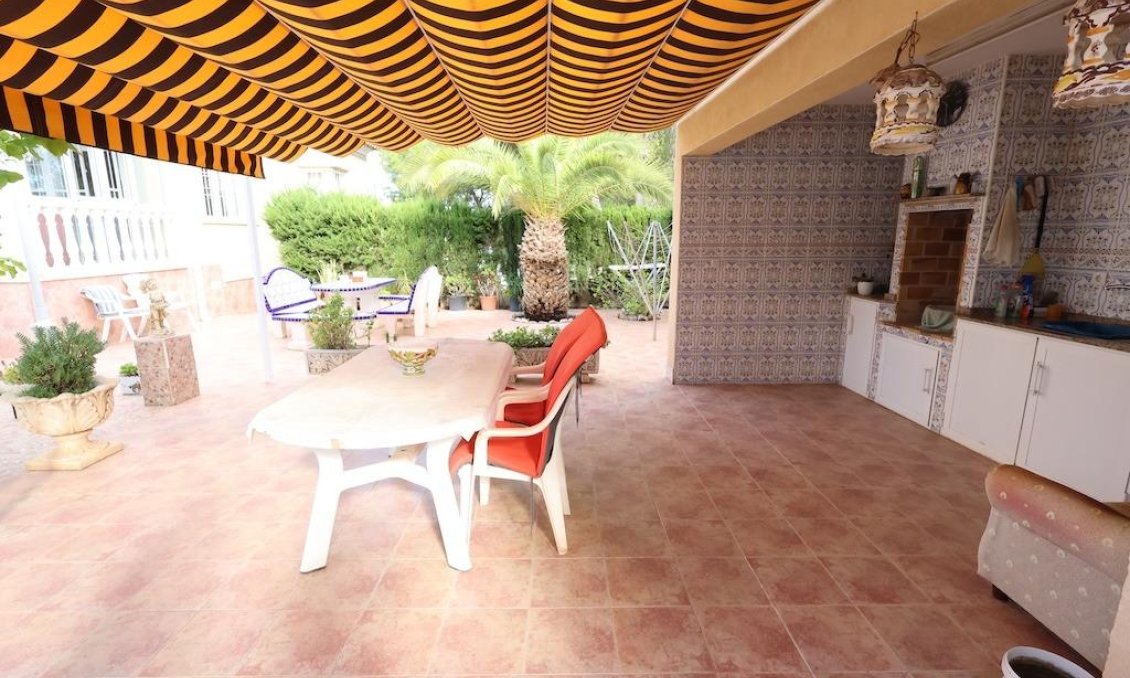 Revente - Villa -
Orihuela Costa - Costa Blanca