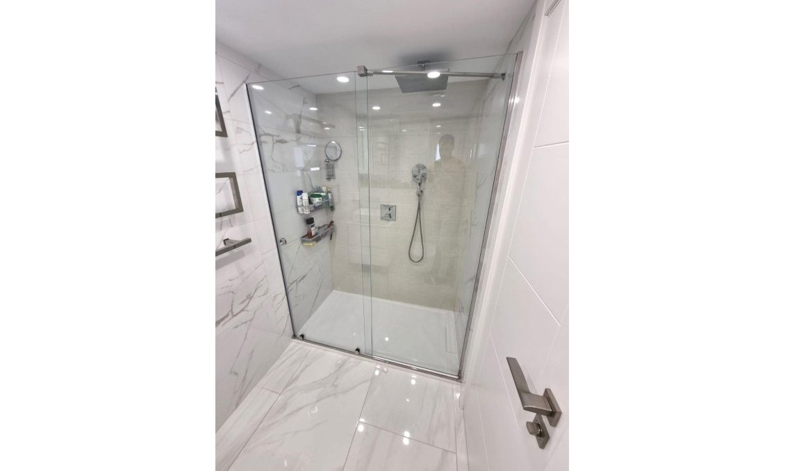 Revente - Appartement -
Torrevieja - Centro