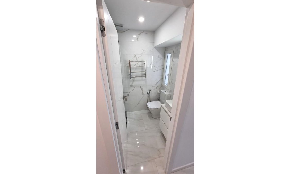 Revente - Appartement -
Torrevieja - Centro