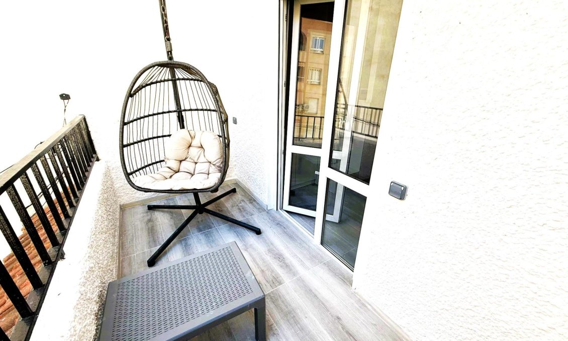 Használt Ingatlanok - Kétszintes lakás -
Torrevieja - Centrum