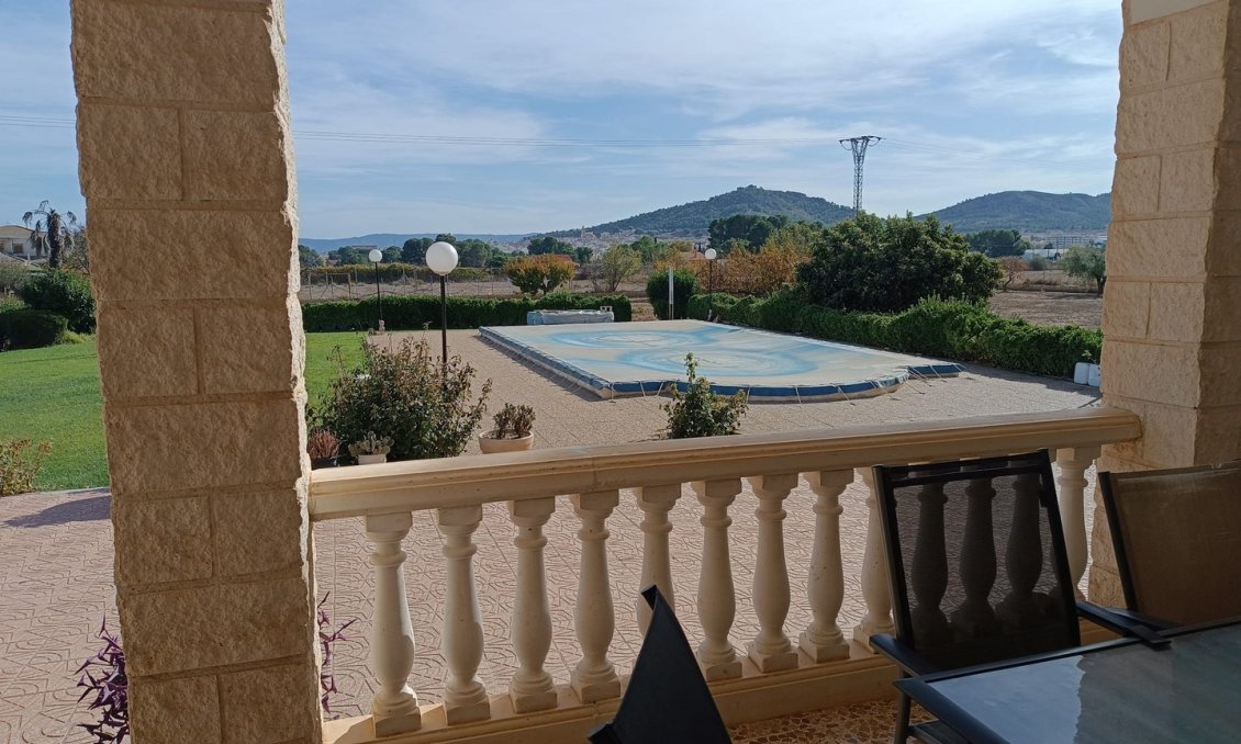 Használt Ingatlanok - Villa -
Revuelta de Yecla - Inland