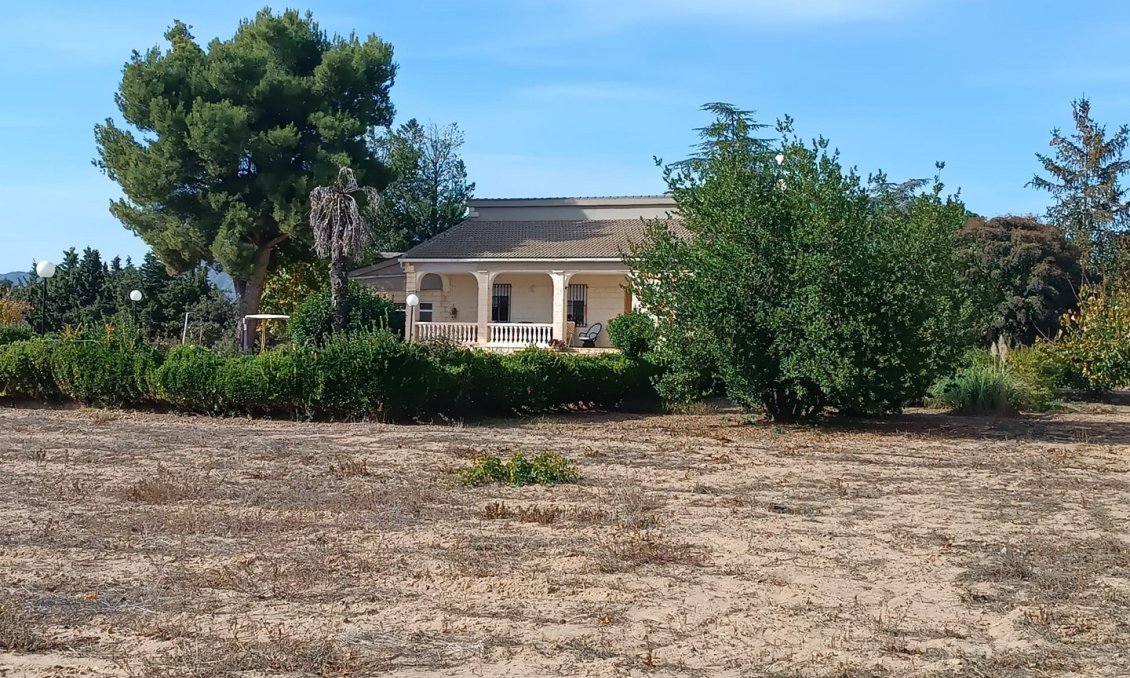 Használt Ingatlanok - Villa -
Revuelta de Yecla - Inland