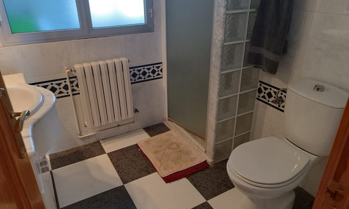 Használt Ingatlanok - Villa -
Revuelta de Yecla - Inland