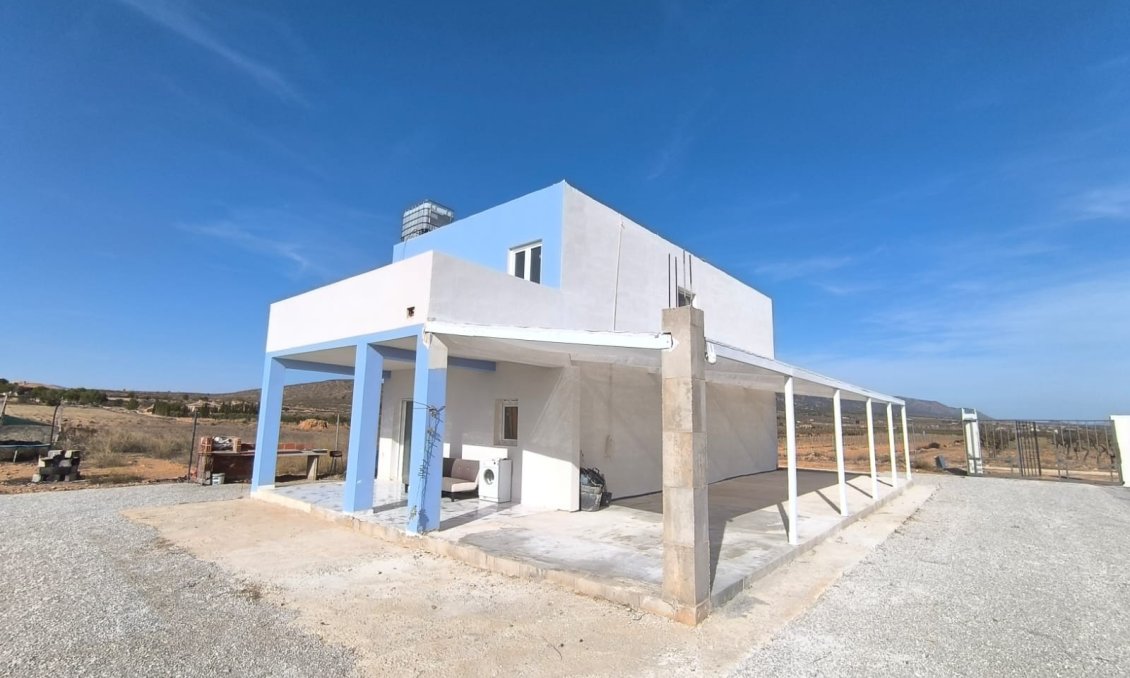 Használt Ingatlanok - Villa -
Pinoso - Inland