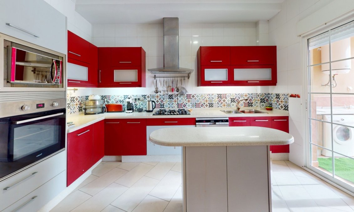 Revânzare - Vilă -
Dolores de Pacheco - Inland