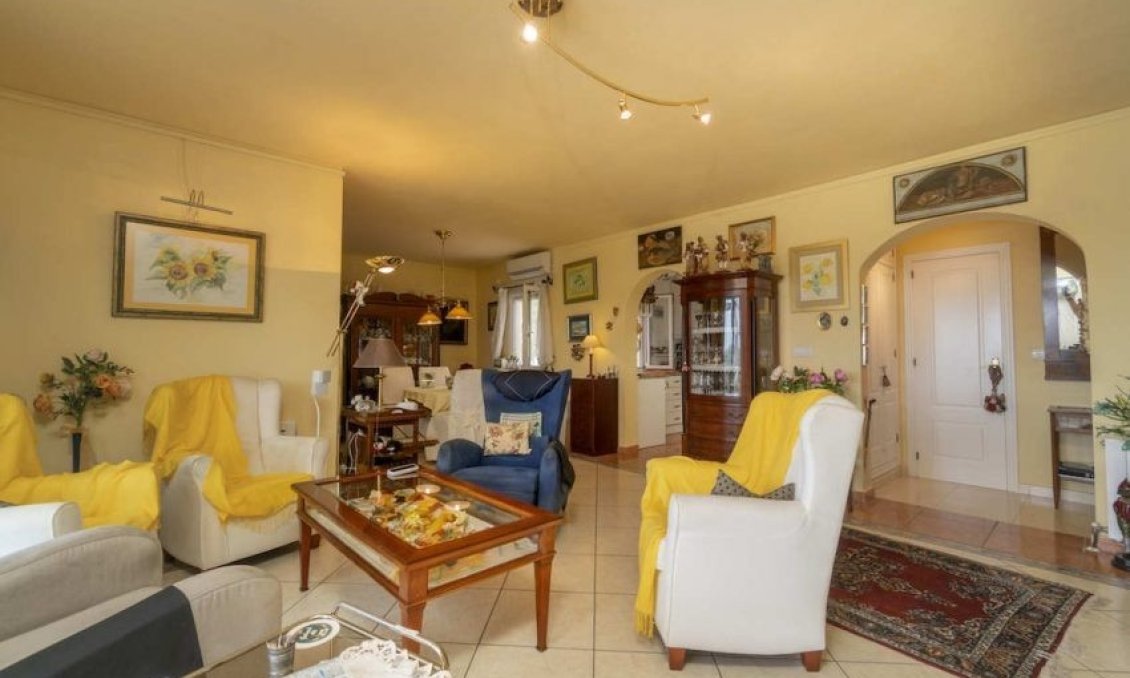 Segunda mano - Villa -
Pinar de Campoverde - Inland