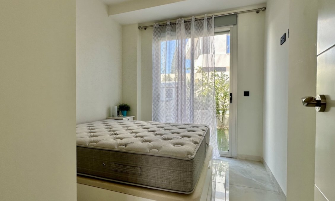 Revente - Villa -
Orihuela Costa - Costa Blanca