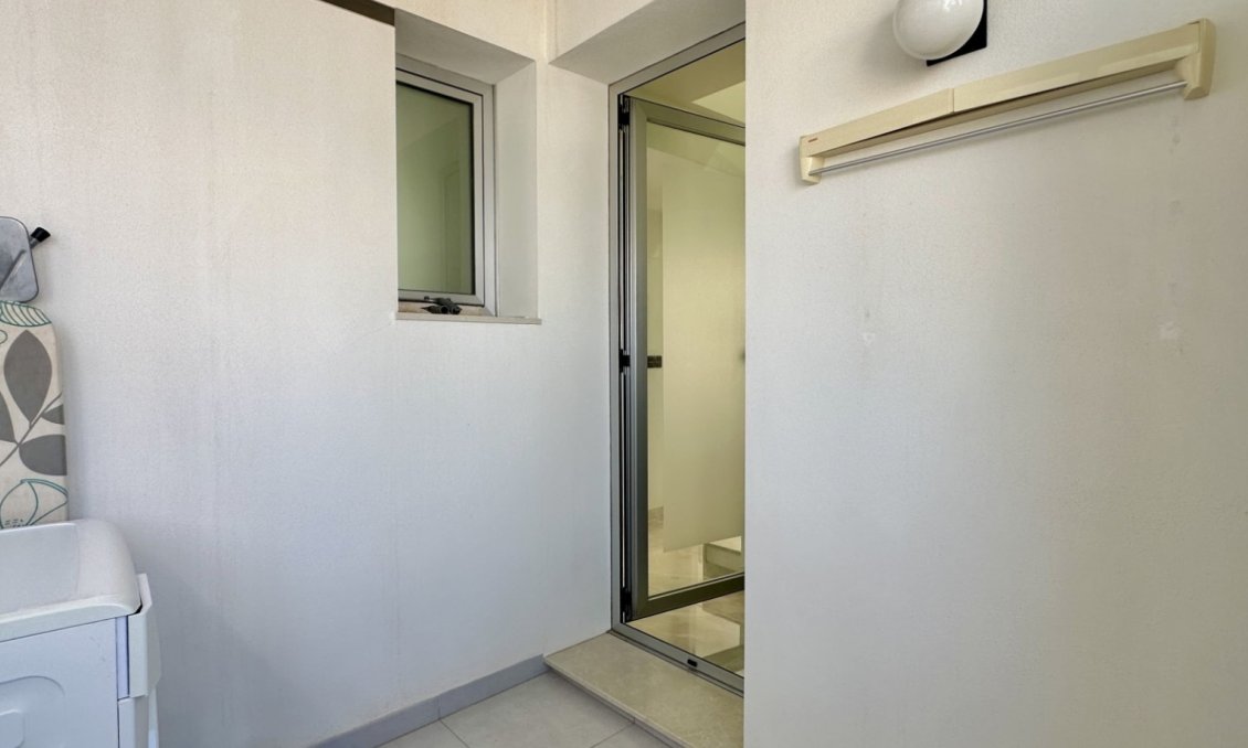 Revente - Villa -
Orihuela Costa - Costa Blanca