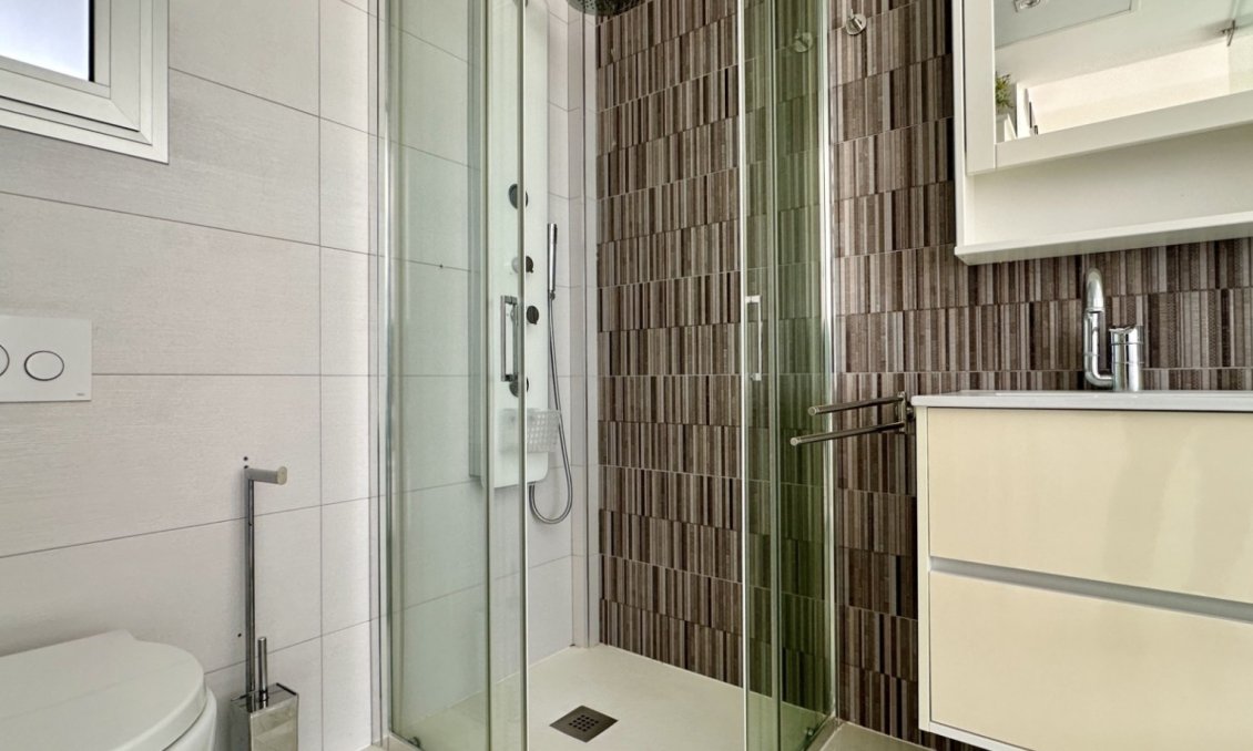 Revente - Villa -
Orihuela Costa - Costa Blanca